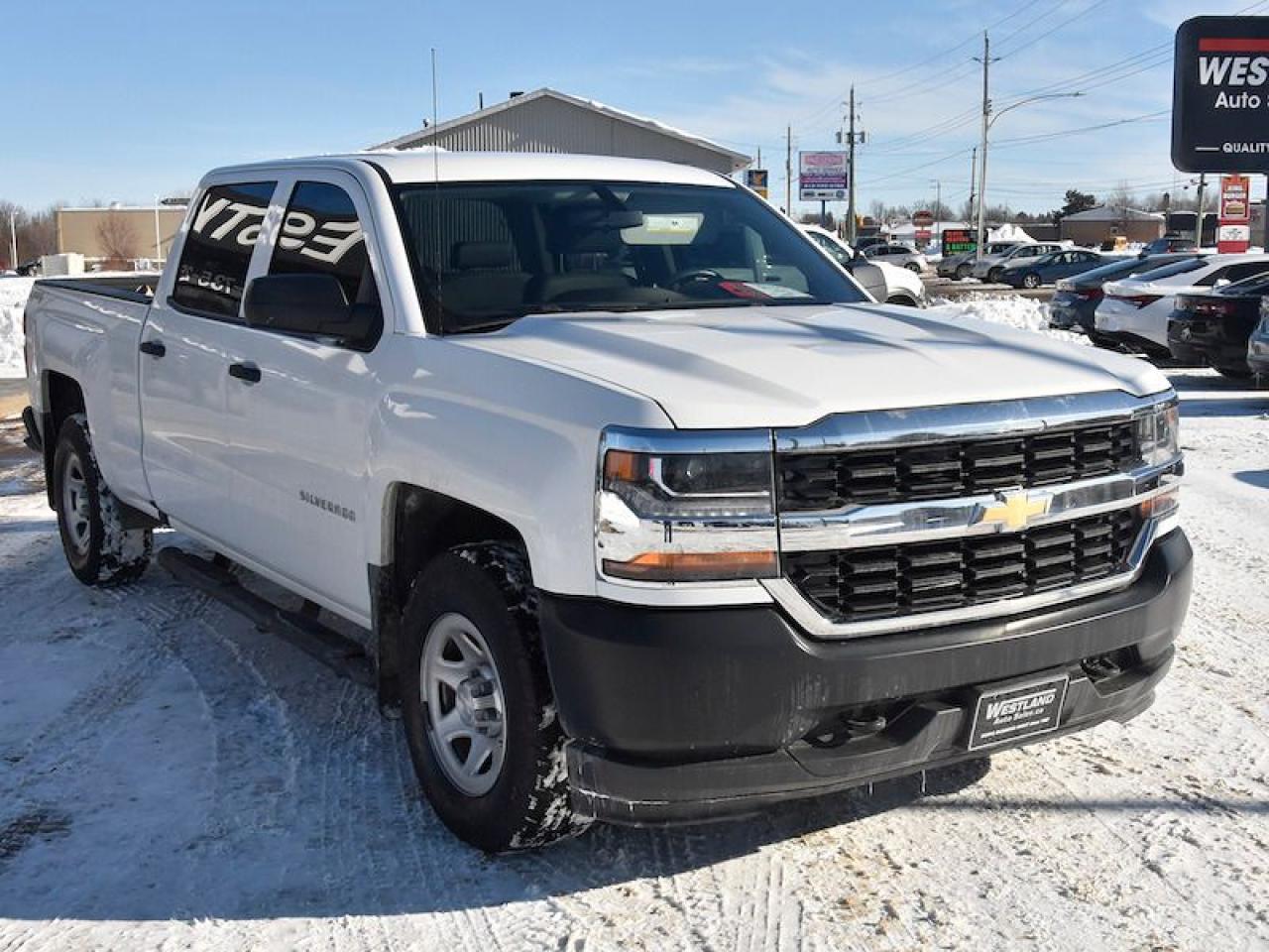 2016 Chevrolet Silverado 1500 4WD CREW CAB 153.0" Photo