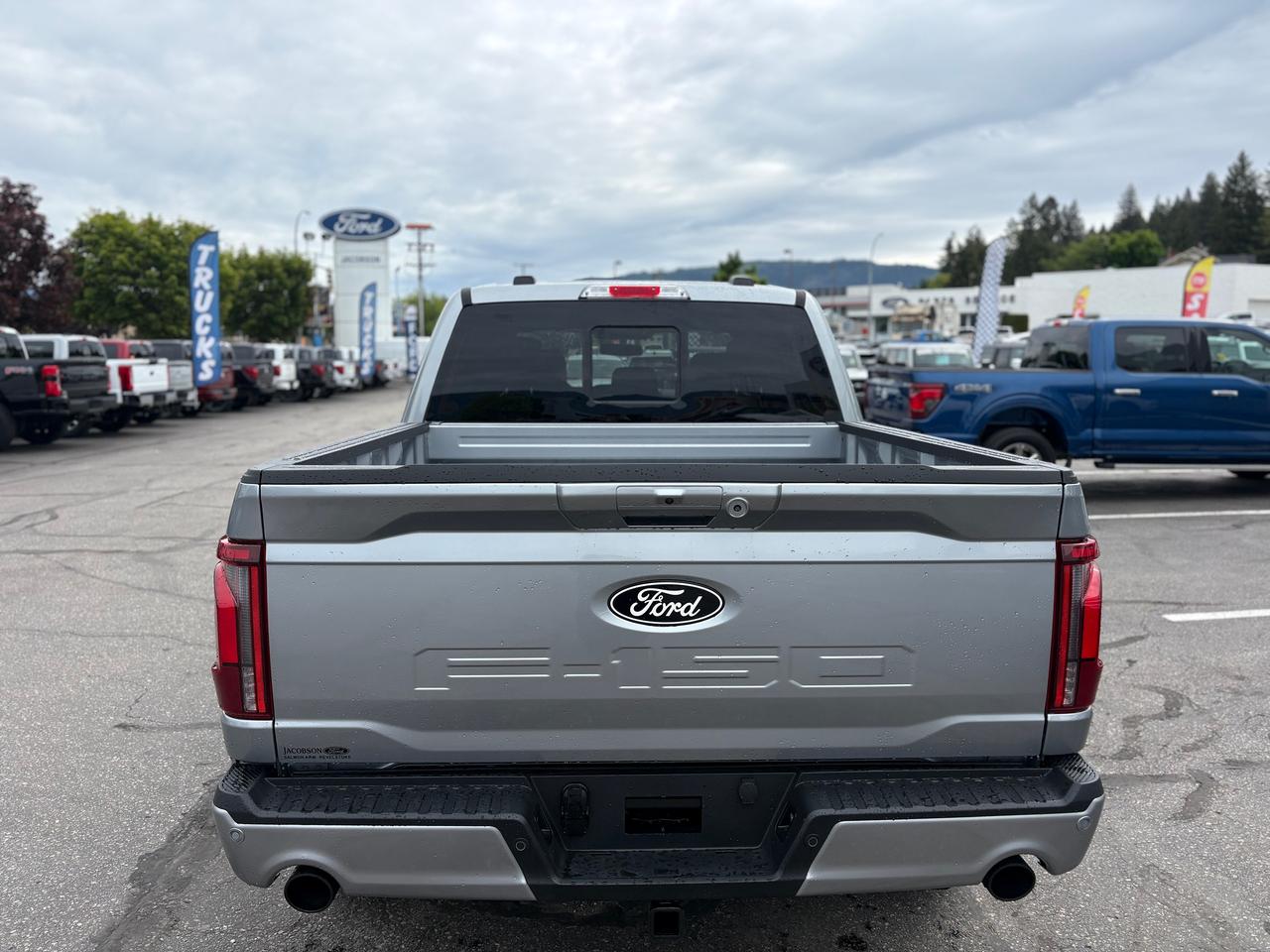 2026 Ford F-150 Lariat Photo3