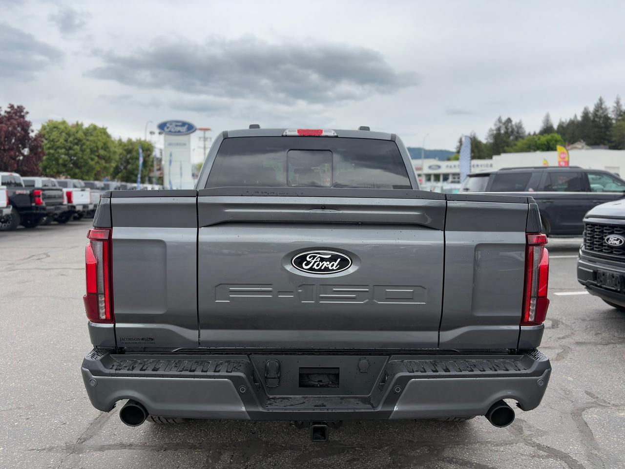 2026 Ford F-150 Lariat Photo3