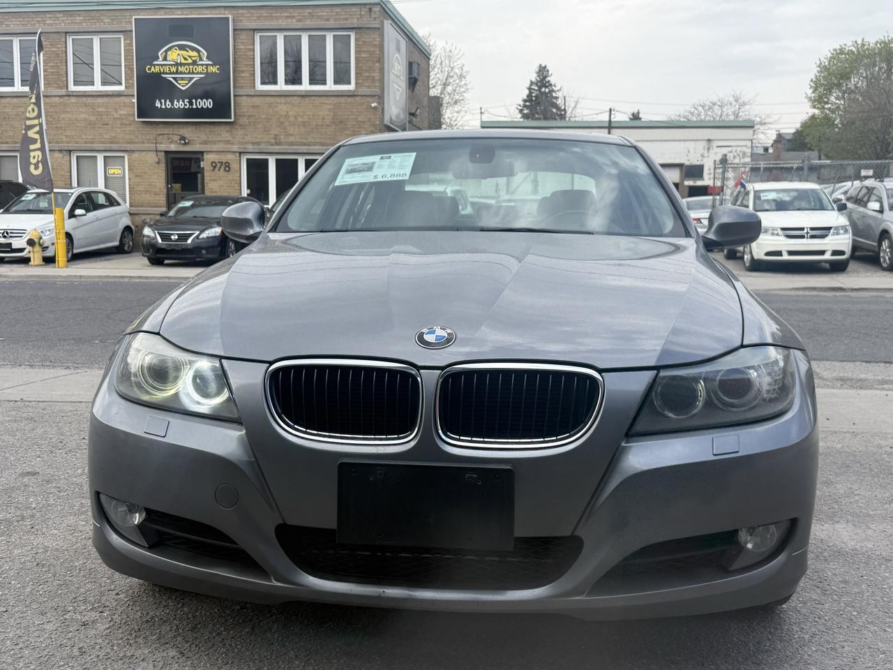 2011 BMW 3 Series 4dr Sdn 328i xDrive AWD Classic Ed Photo