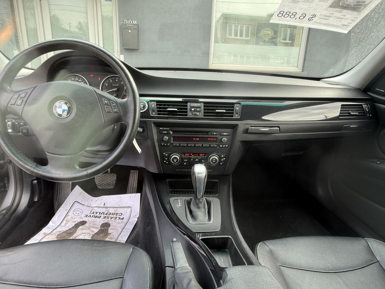 2011 BMW 3 Series 4dr Sdn 328i xDrive AWD Classic Ed Photo