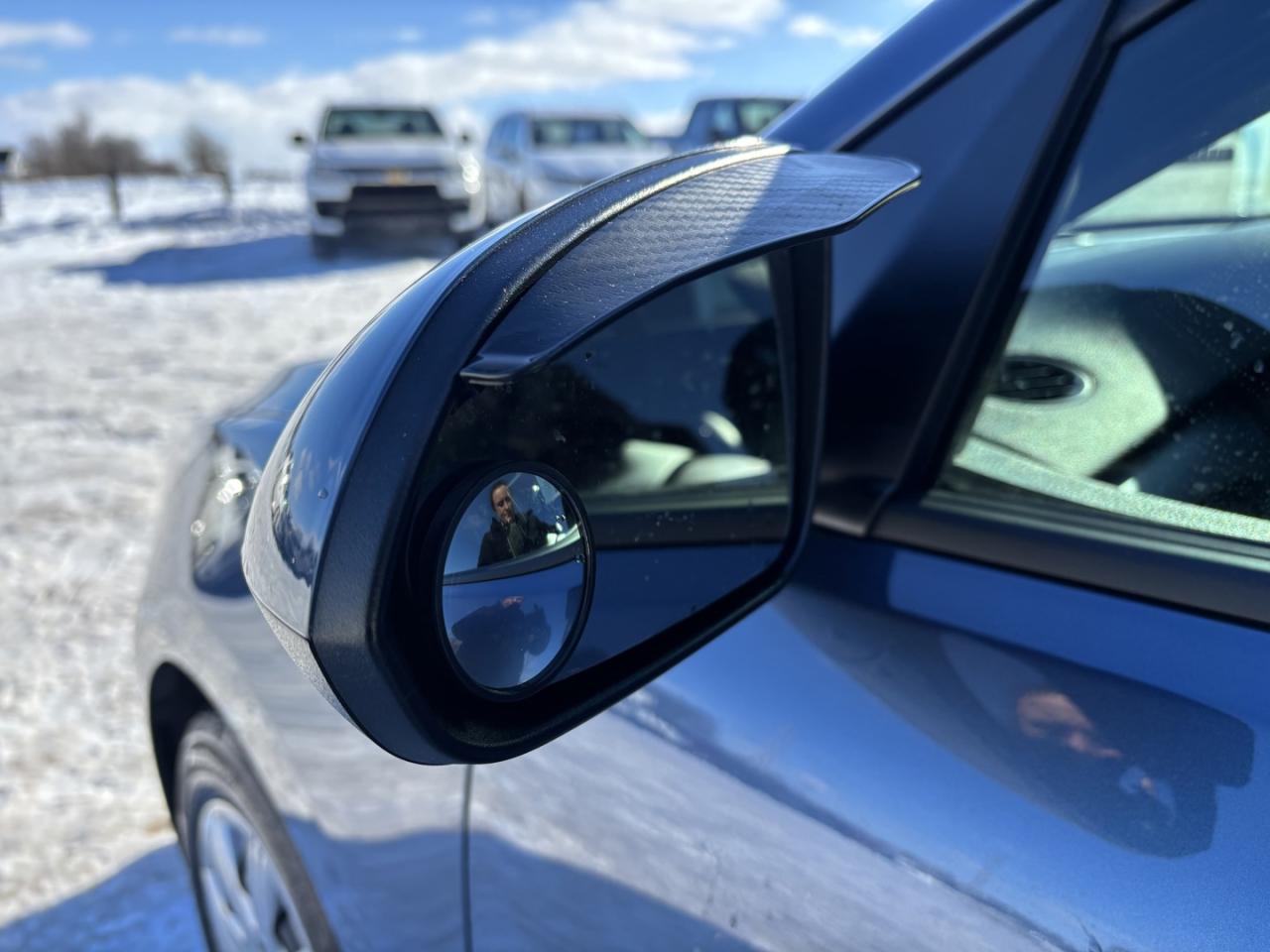 2023 Kia Rio5 LX Photo