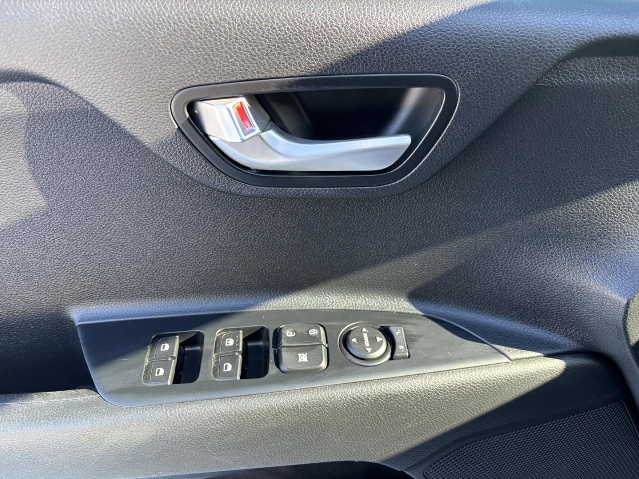 2023 Kia Rio5 LX Photo