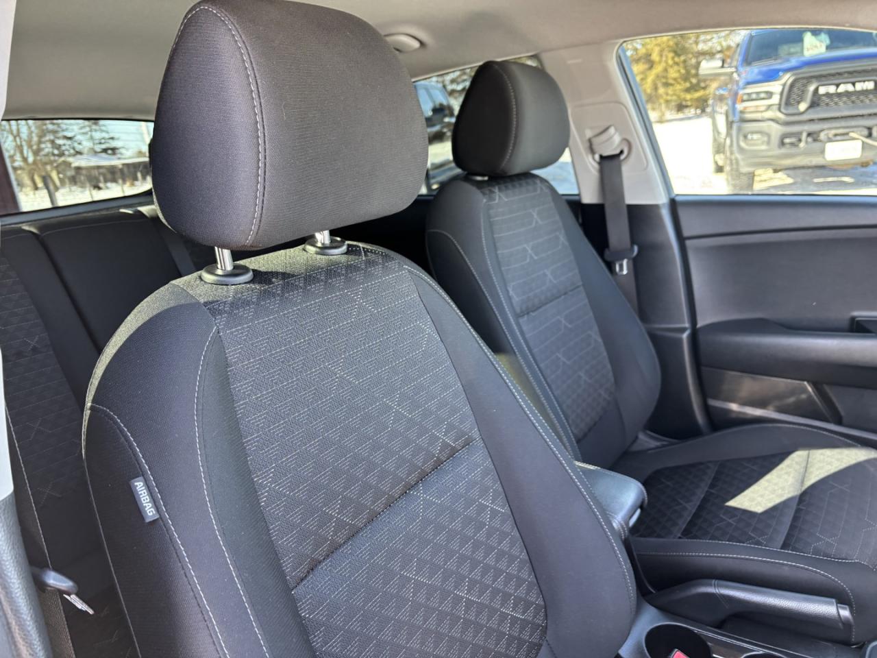 2023 Kia Rio5 LX Photo