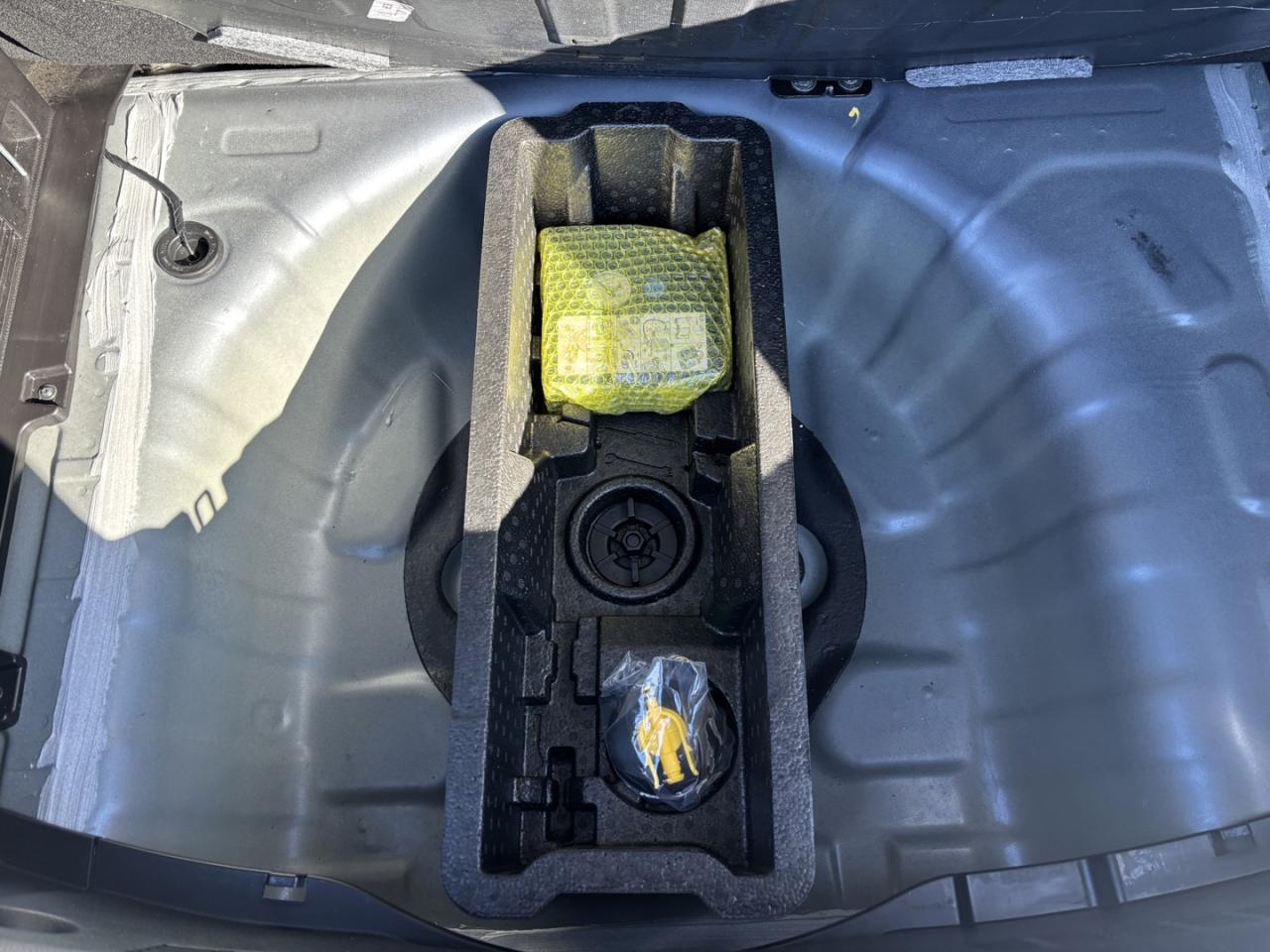 2023 Kia Rio5 LX Photo