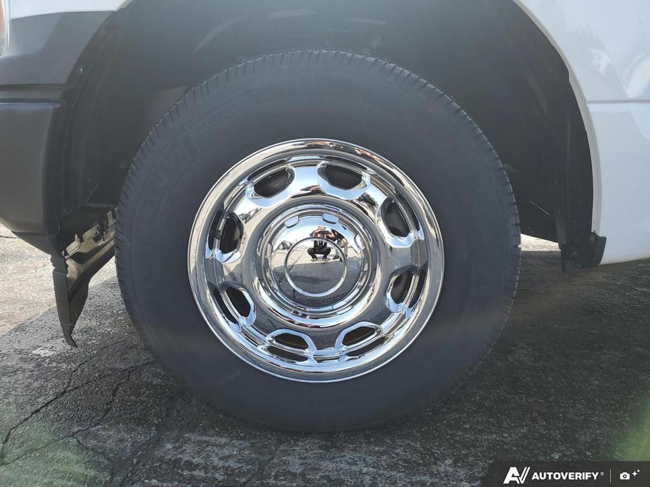 2019 Ford F-150 XL 2WD Reg Cab 8' Box Photo