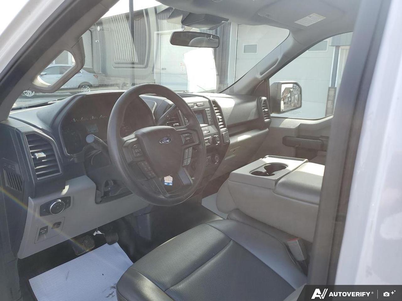 2019 Ford F-150 XL 2WD Reg Cab 8' Box Photo