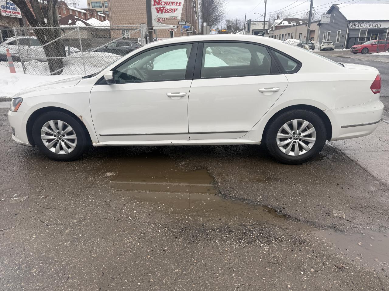 2013 Volkswagen Passat Trendline Photo