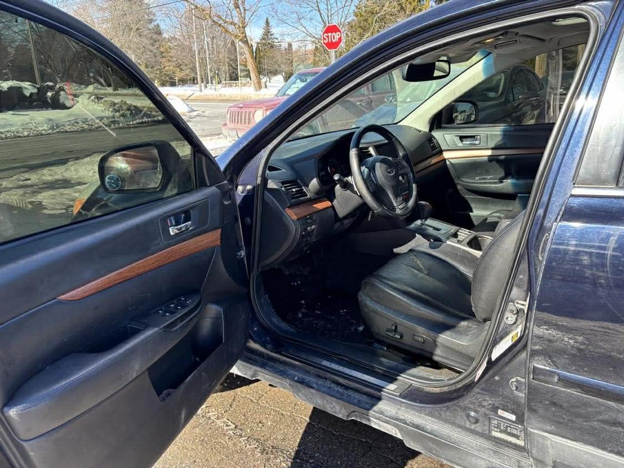 2013 Subaru Outback 3.6R w/Limited Pkg - Photo #10