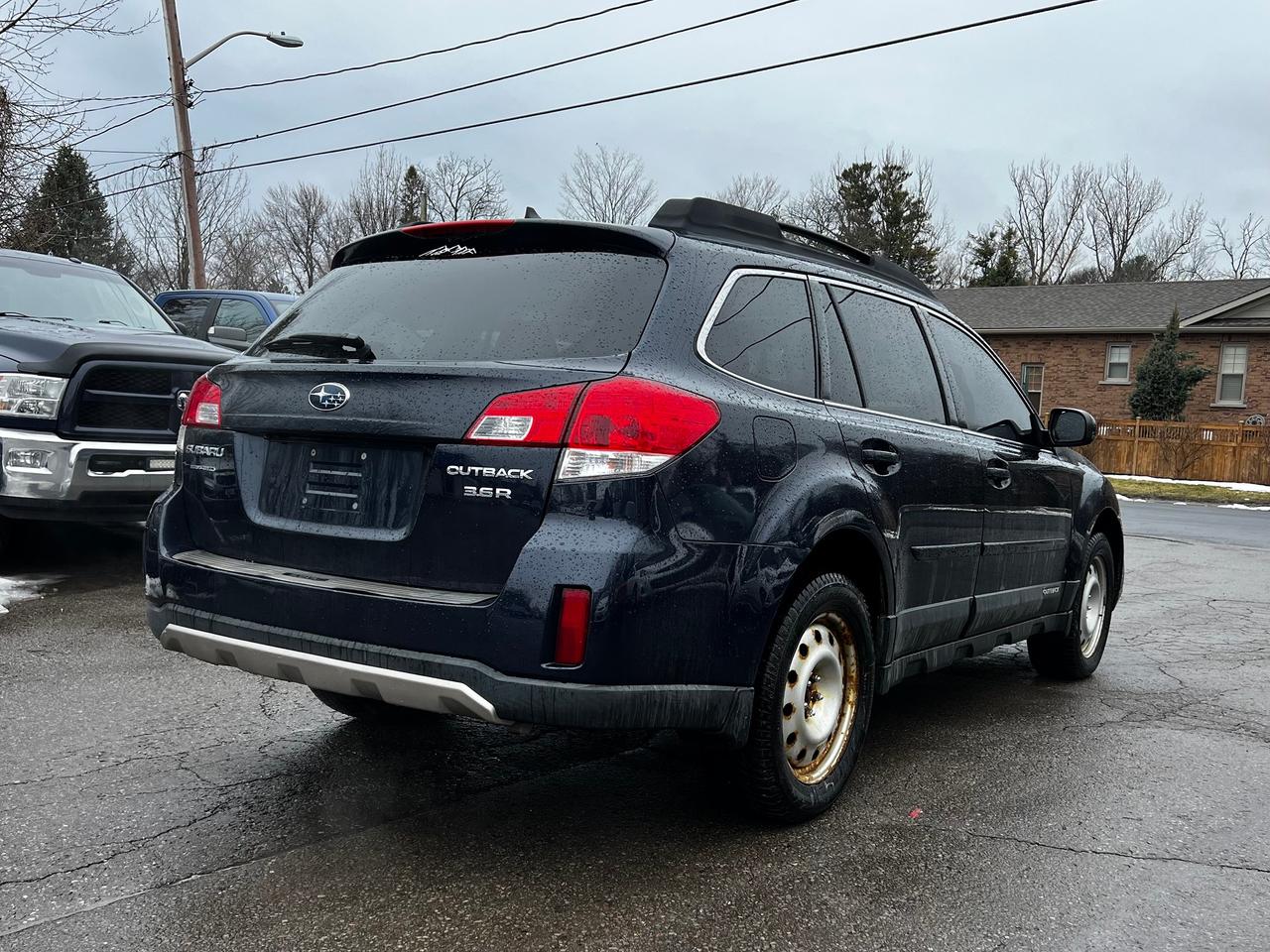 2013 Subaru Outback 3.6R w/Limited Pkg Photo