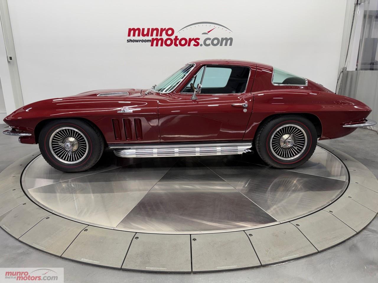 1966 Chevrolet Corvette  Photo3