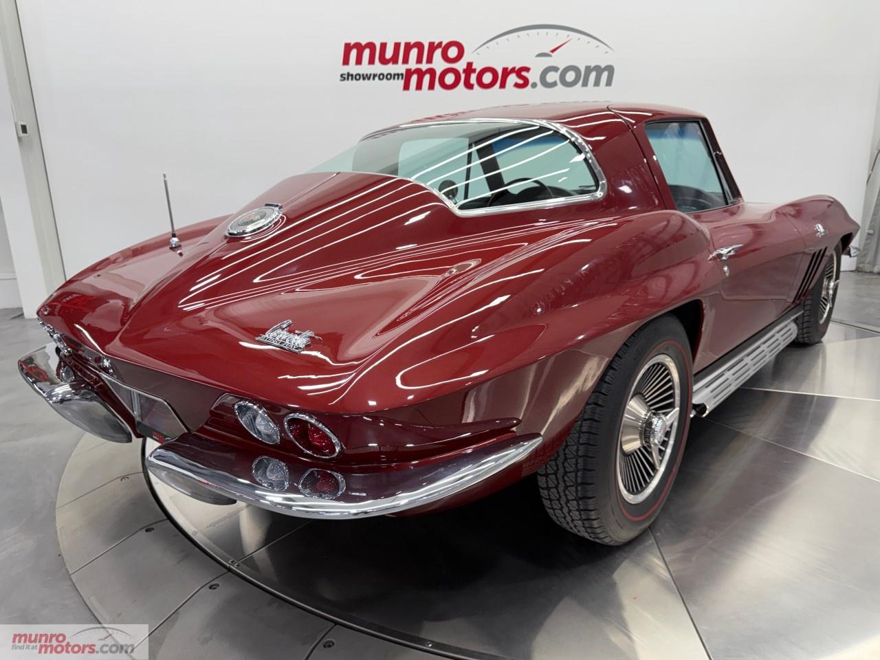 1966 Chevrolet Corvette  Photo