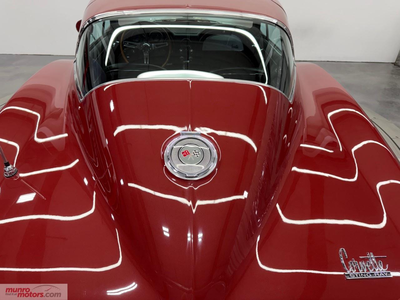 1966 Chevrolet Corvette  Photo