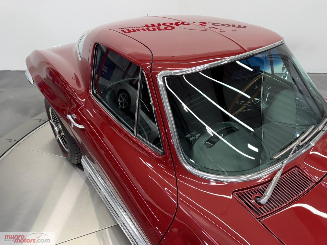 1966 Chevrolet Corvette  Photo