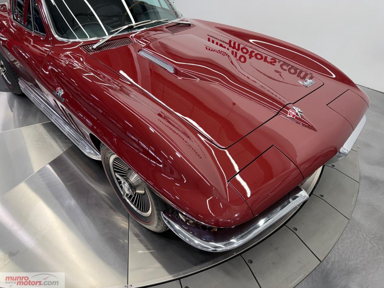 1966 Chevrolet Corvette  Photo