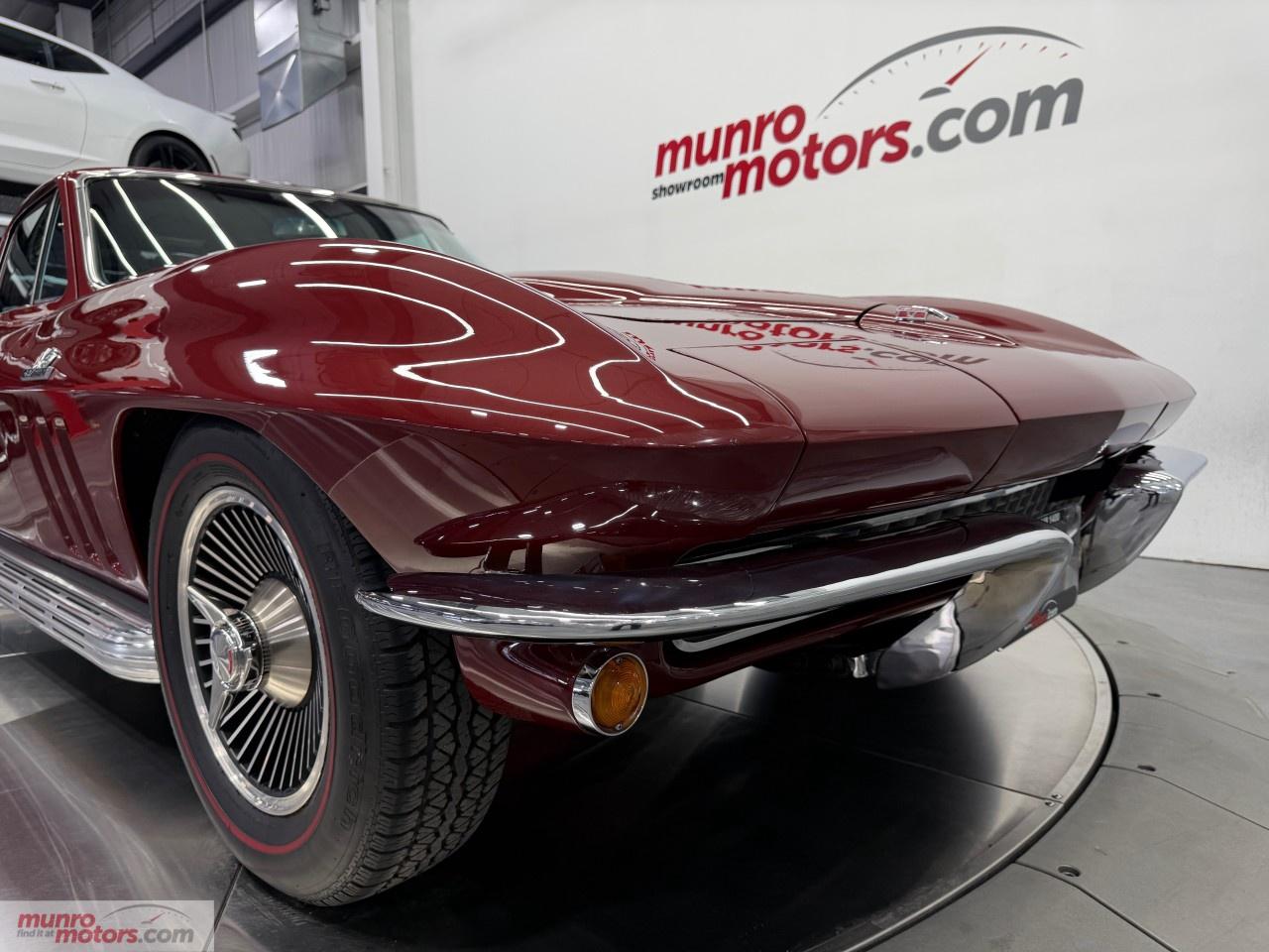 1966 Chevrolet Corvette  Photo
