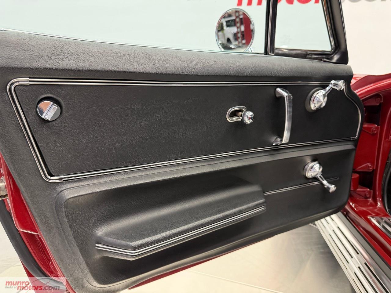 1966 Chevrolet Corvette  Photo