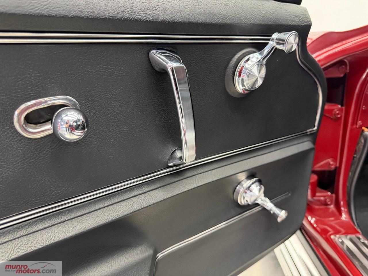 1966 Chevrolet Corvette  Photo