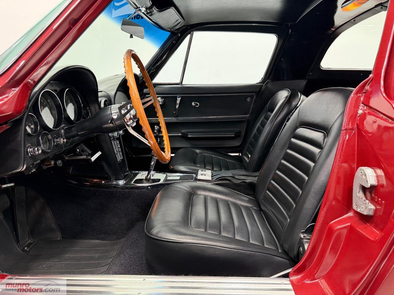 1966 Chevrolet Corvette  Photo