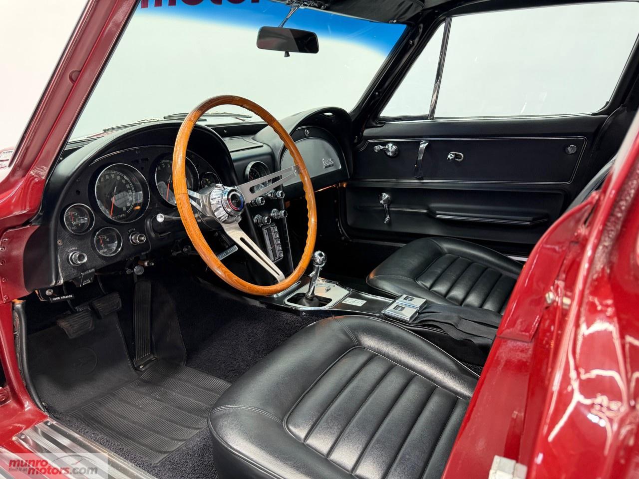 1966 Chevrolet Corvette  Photo