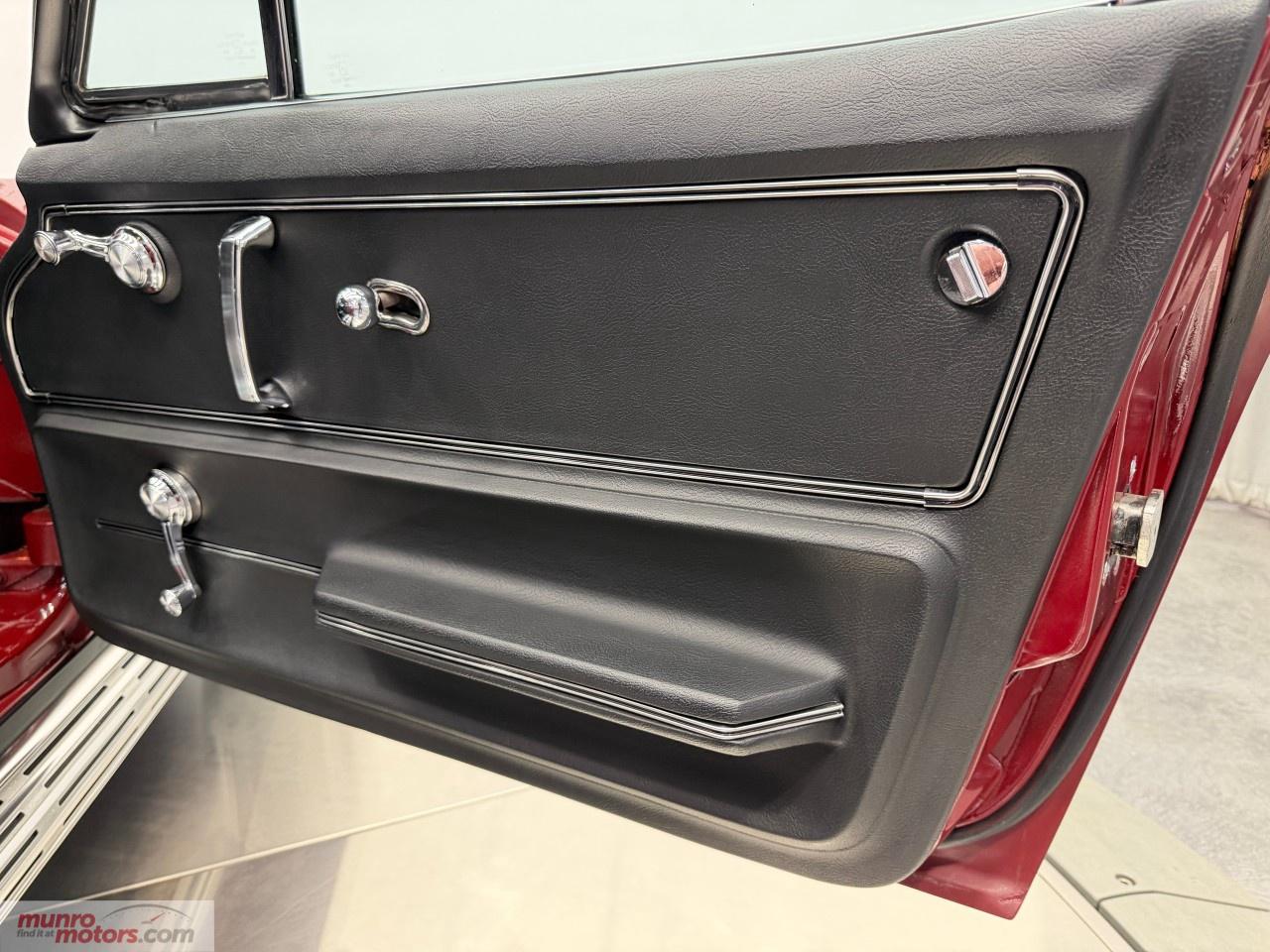 1966 Chevrolet Corvette  Photo