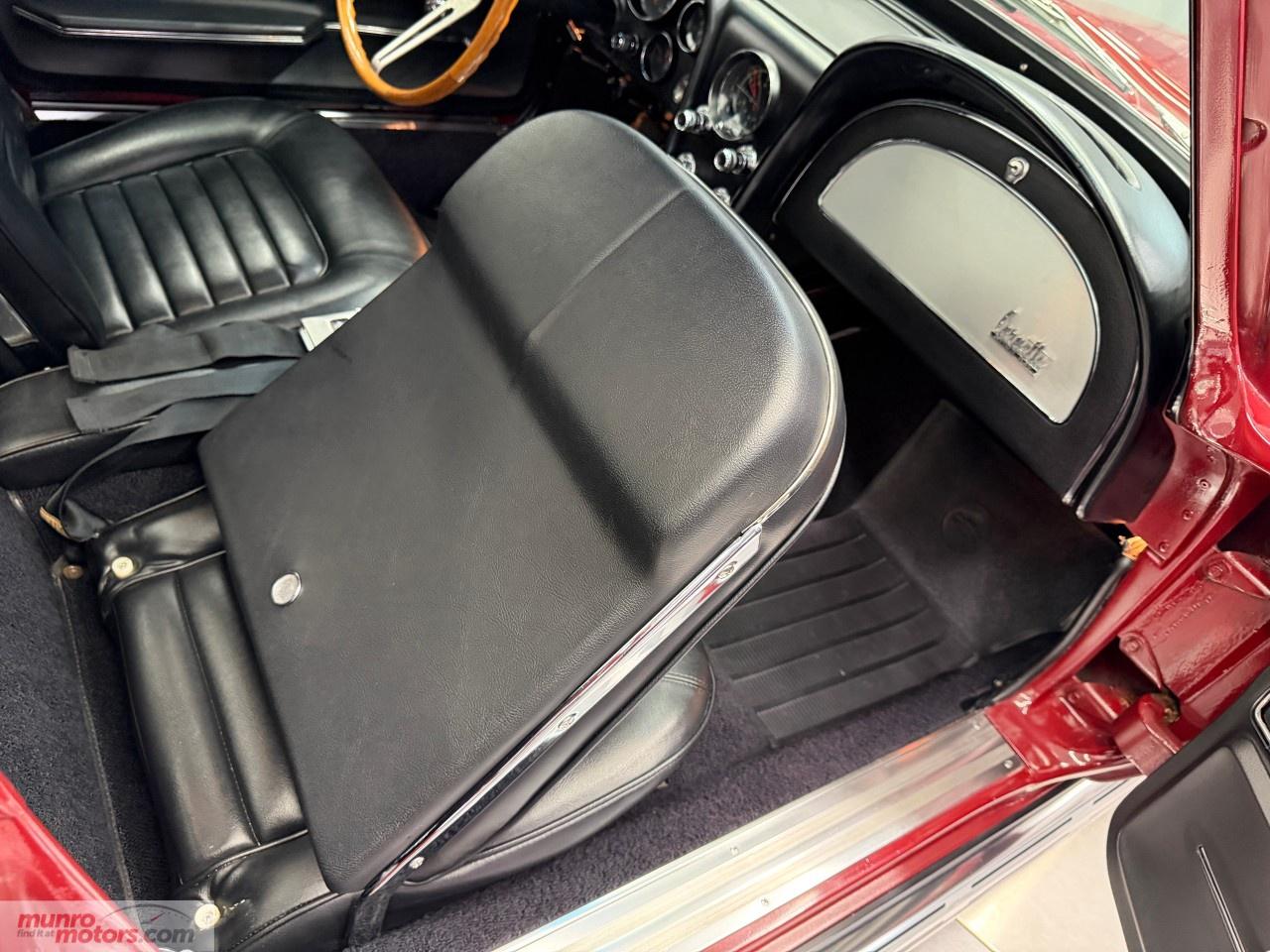 1966 Chevrolet Corvette  Photo