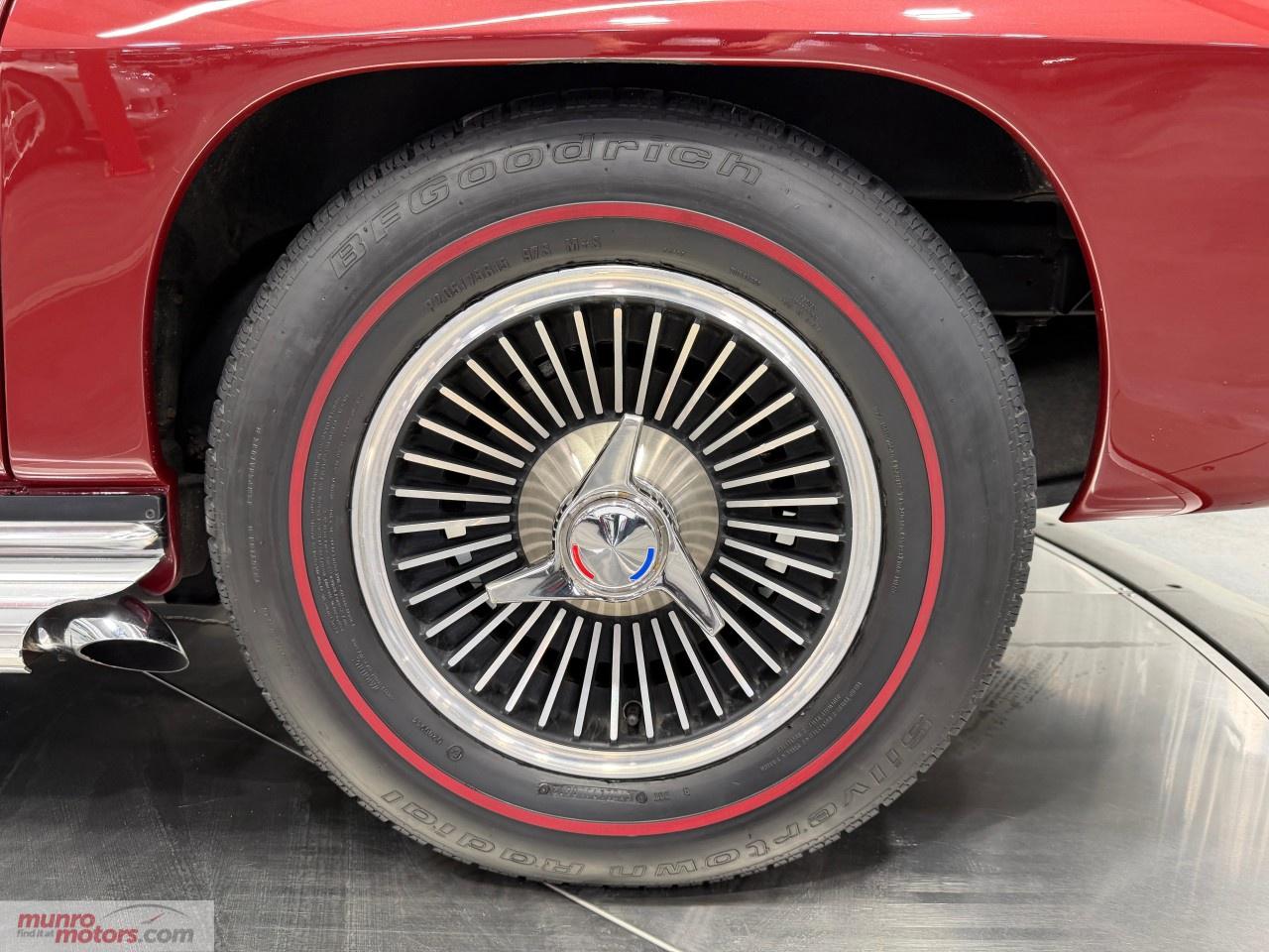 1966 Chevrolet Corvette  Photo