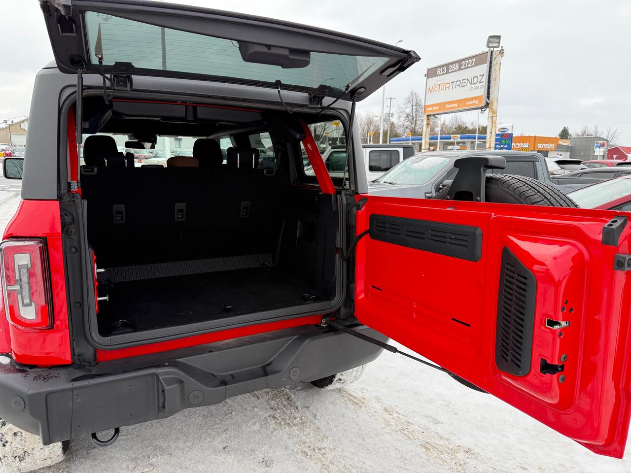 2021 Ford Bronco Outer Banks NAV! AutoStart! Heated Seats! Photo