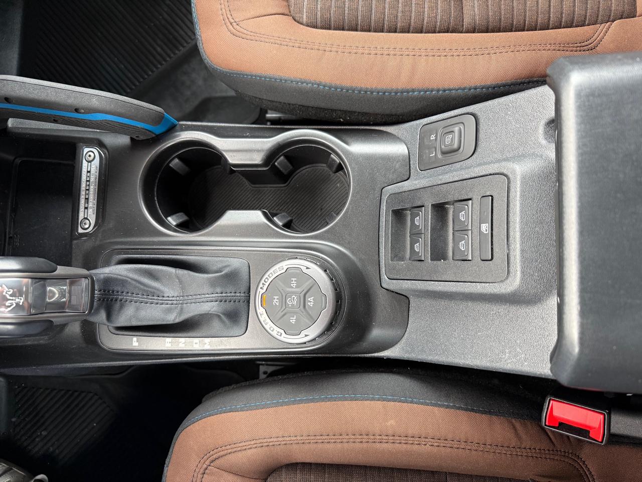 2021 Ford Bronco Outer Banks NAV! AutoStart! Heated Seats! Photo