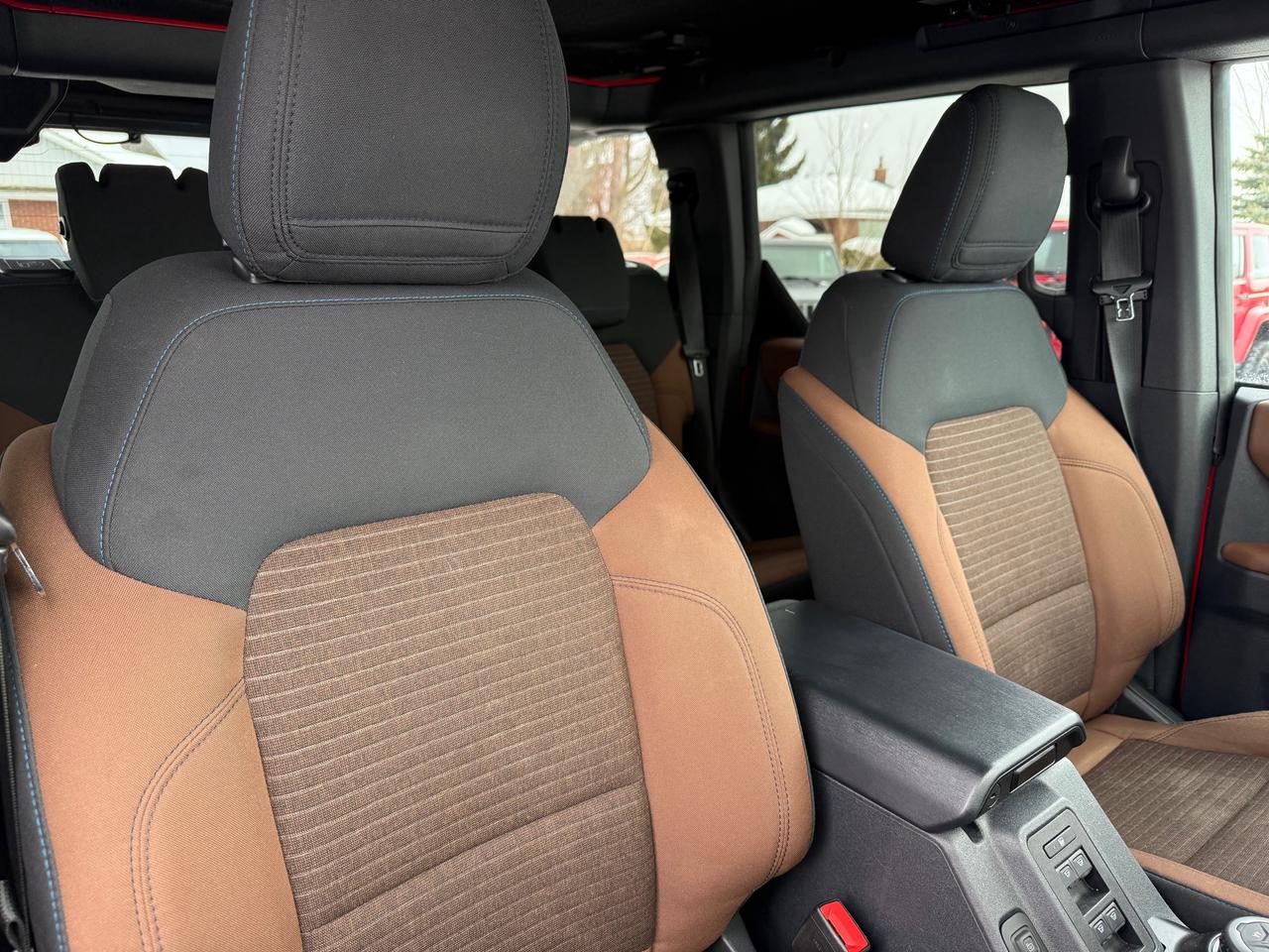 2021 Ford Bronco Outer Banks NAV! AutoStart! Heated Seats! Photo