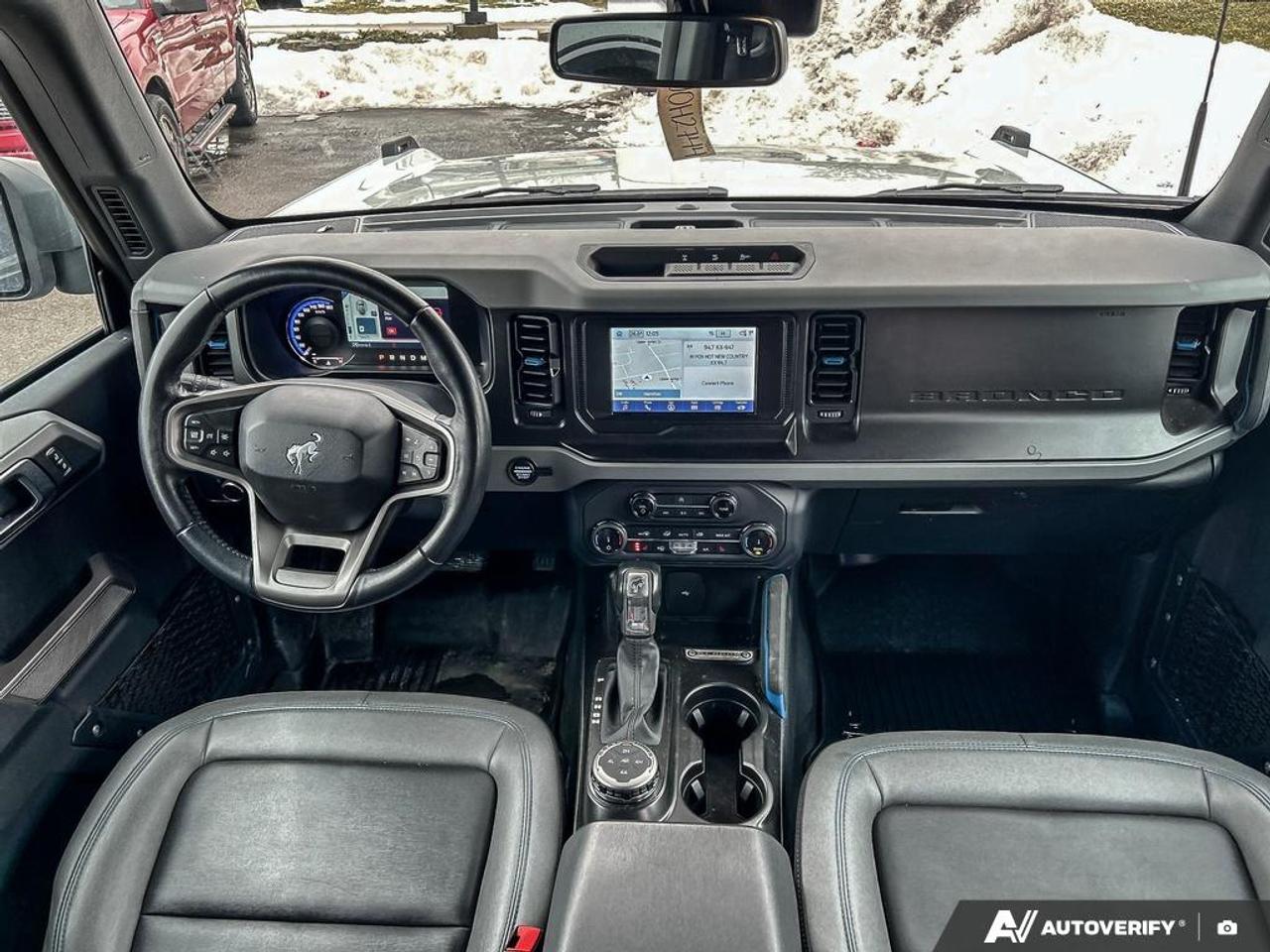 2022 Ford Bronco Black Diamond V6 BLACK DIAMOND EDITION LOW KMS!! Photo