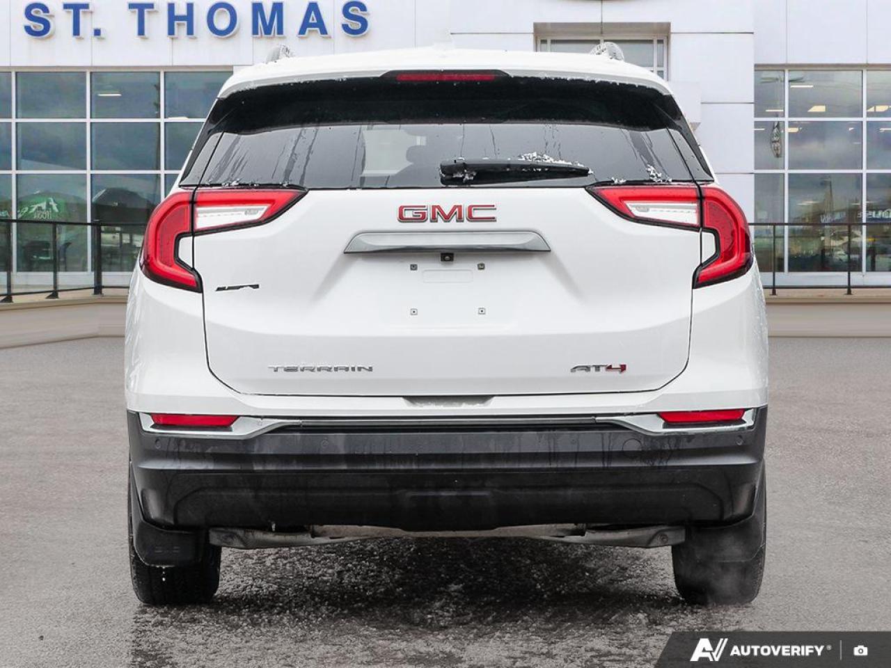 2023 GMC Terrain AT4 Photo