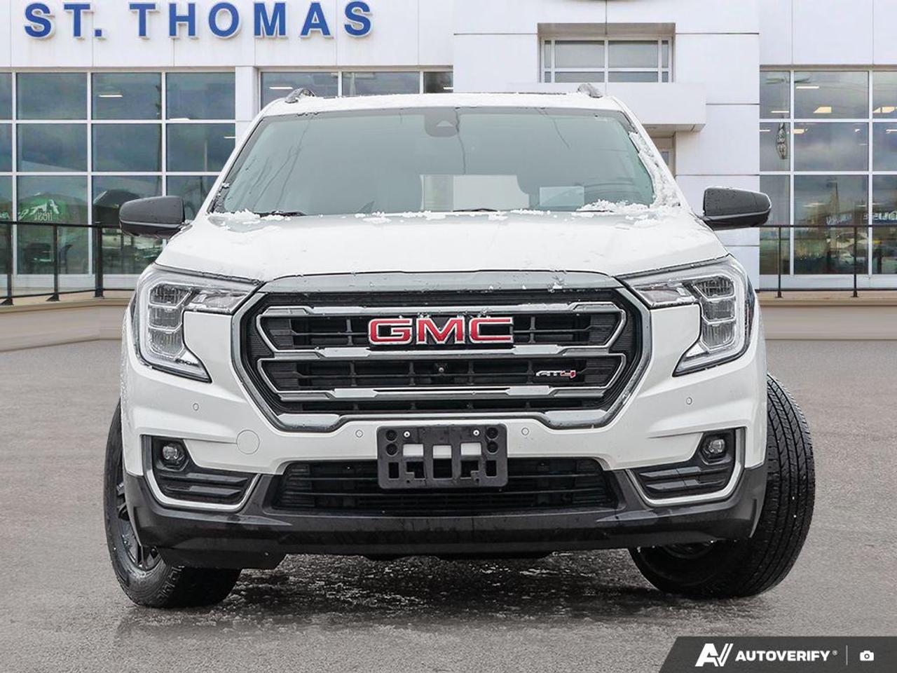 2023 GMC Terrain AT4 Photo