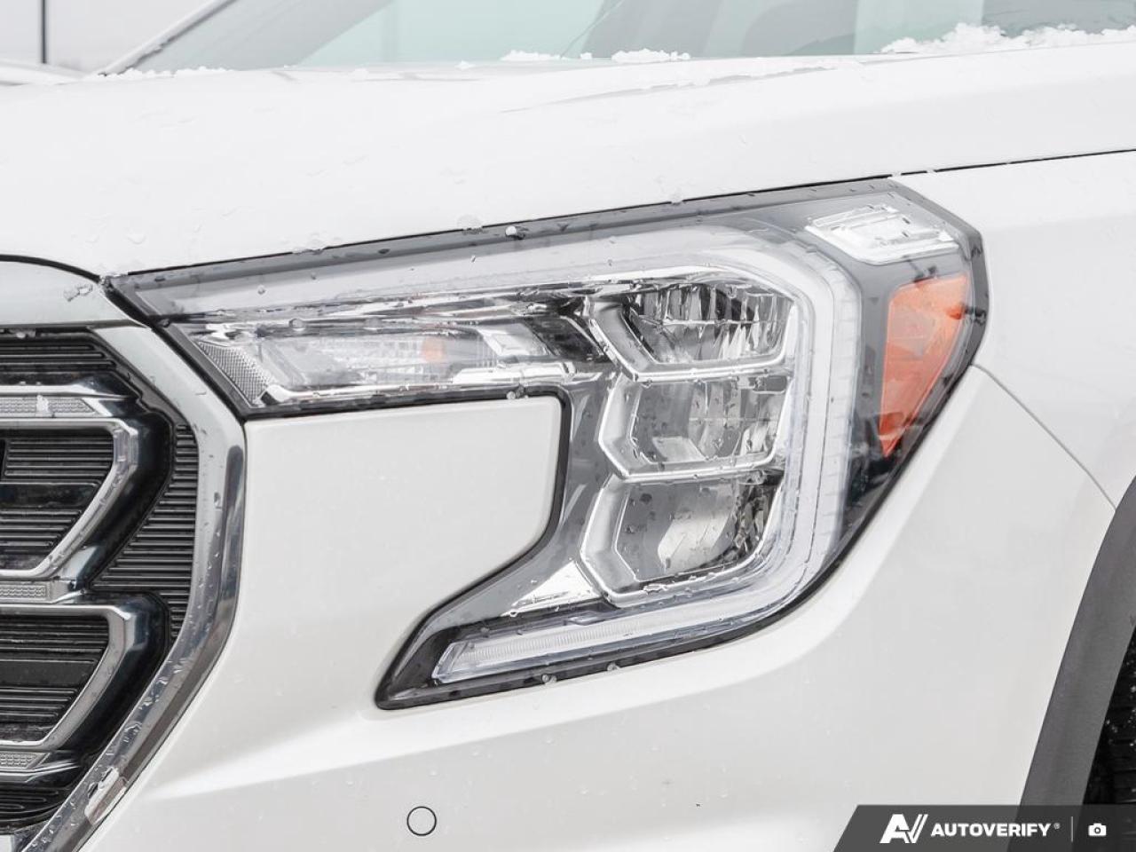 2023 GMC Terrain AT4 Photo