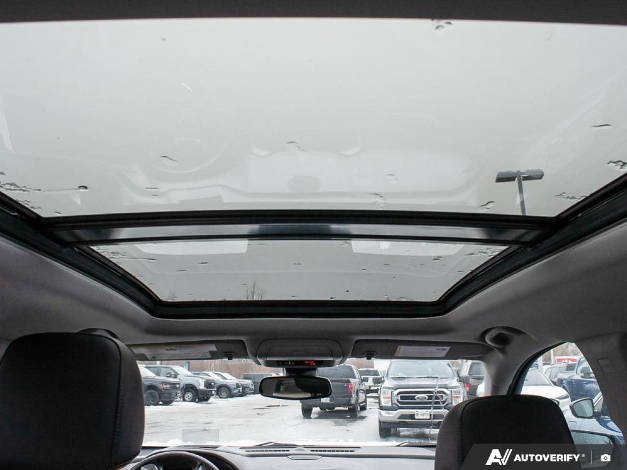 2023 GMC Terrain AT4 Photo