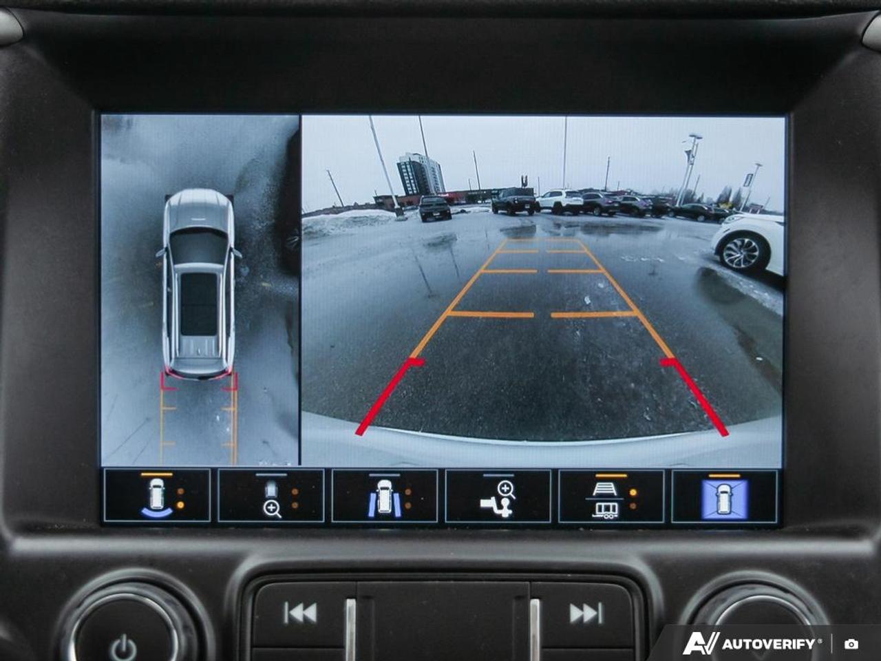 2023 GMC Terrain AT4 Photo