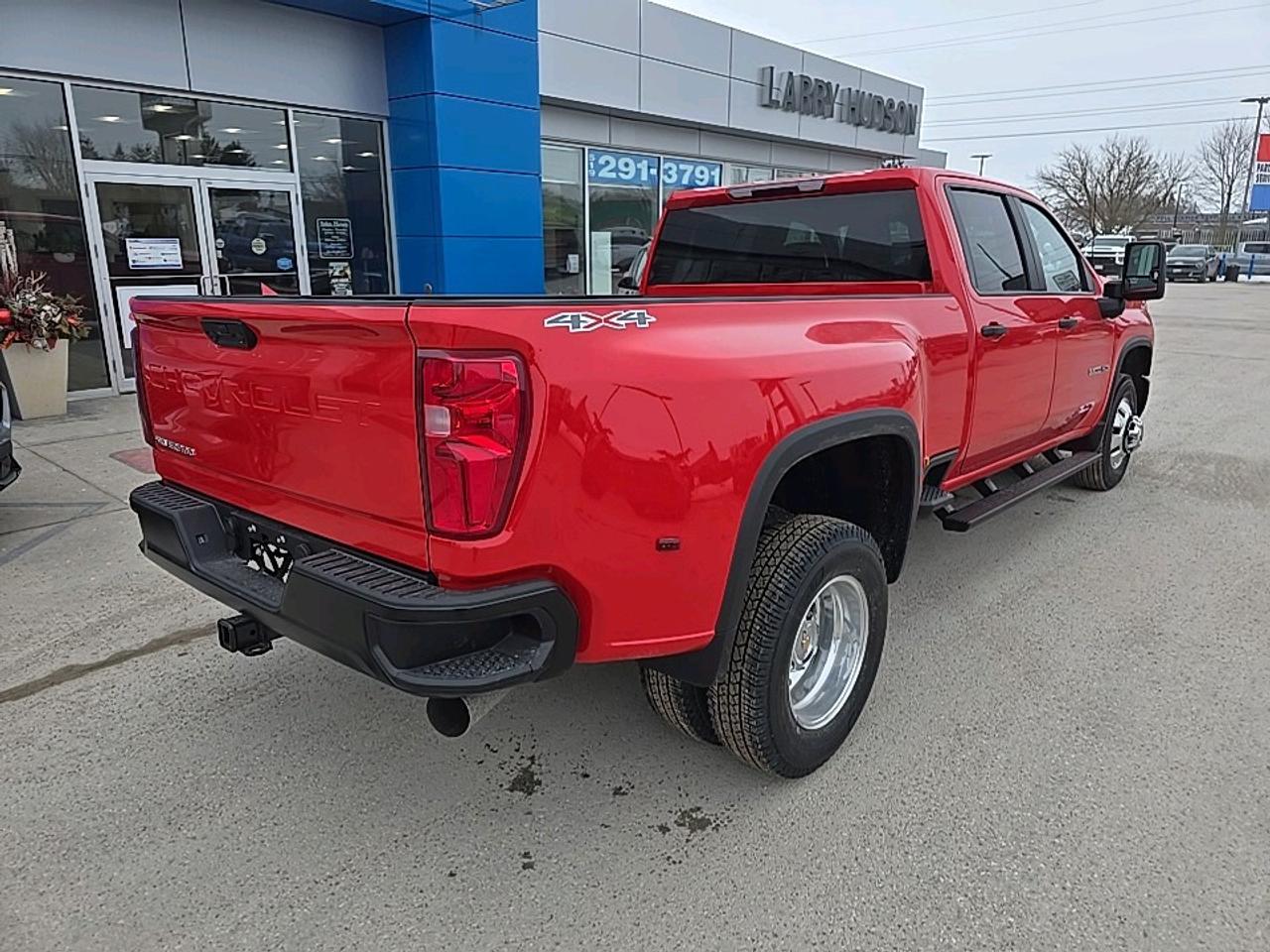 2026 Chevrolet Silverado 3500 DRW 4WD WT CREW WT Photo