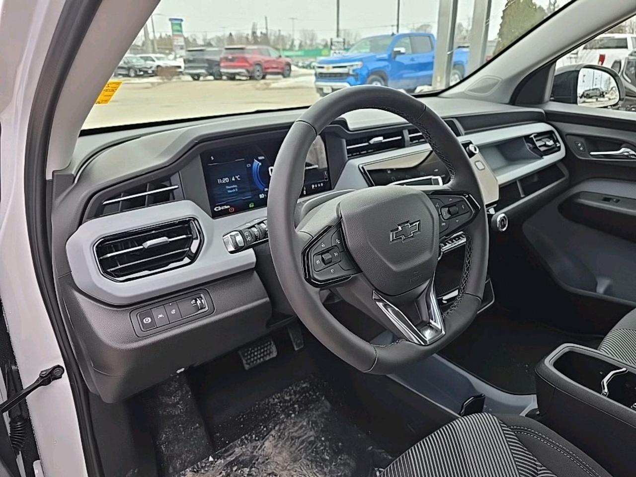 2027 Chevrolet Bolt LT Photo