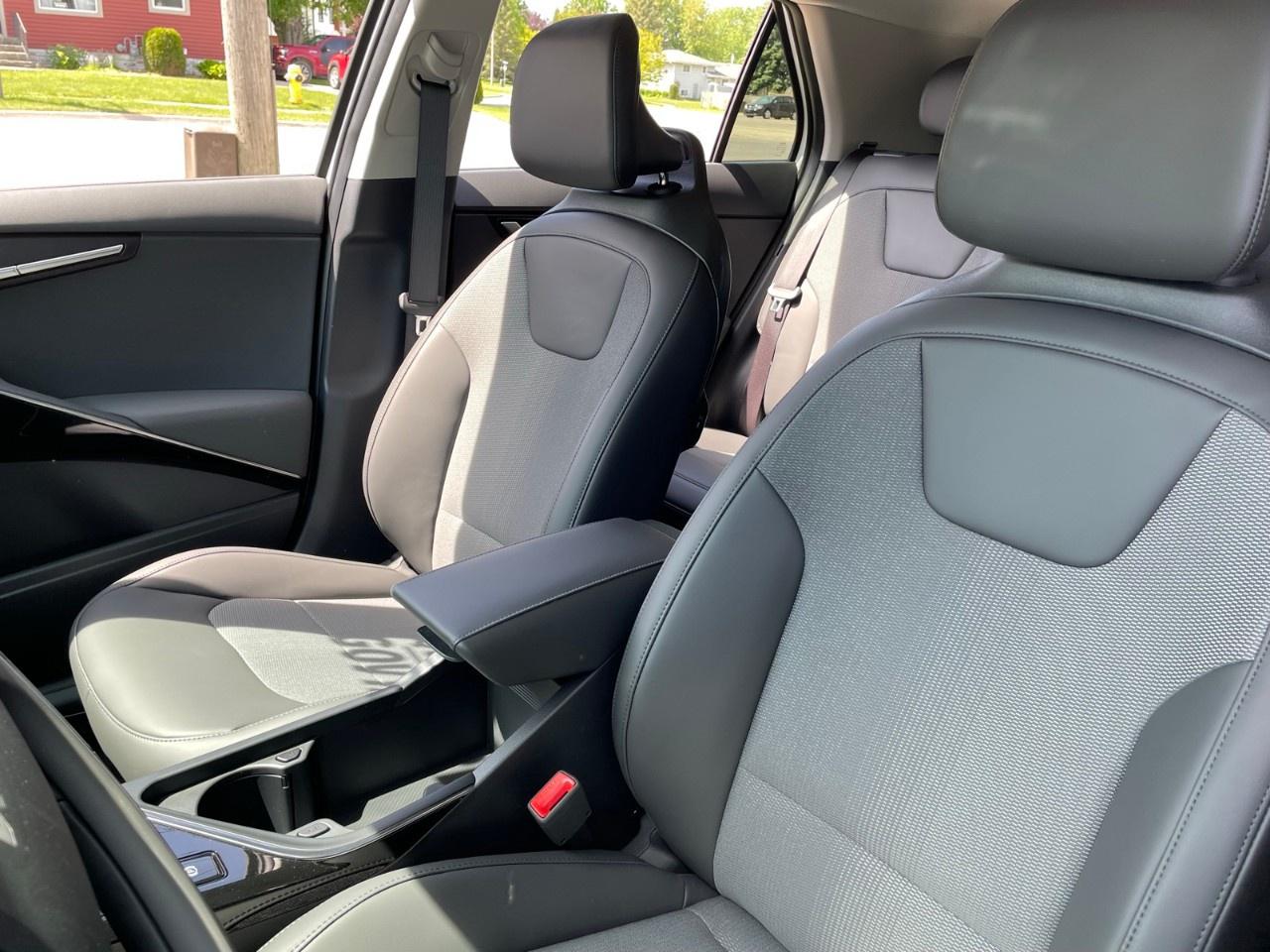 2026 Kia NIRO EV Wind  FWD Photo