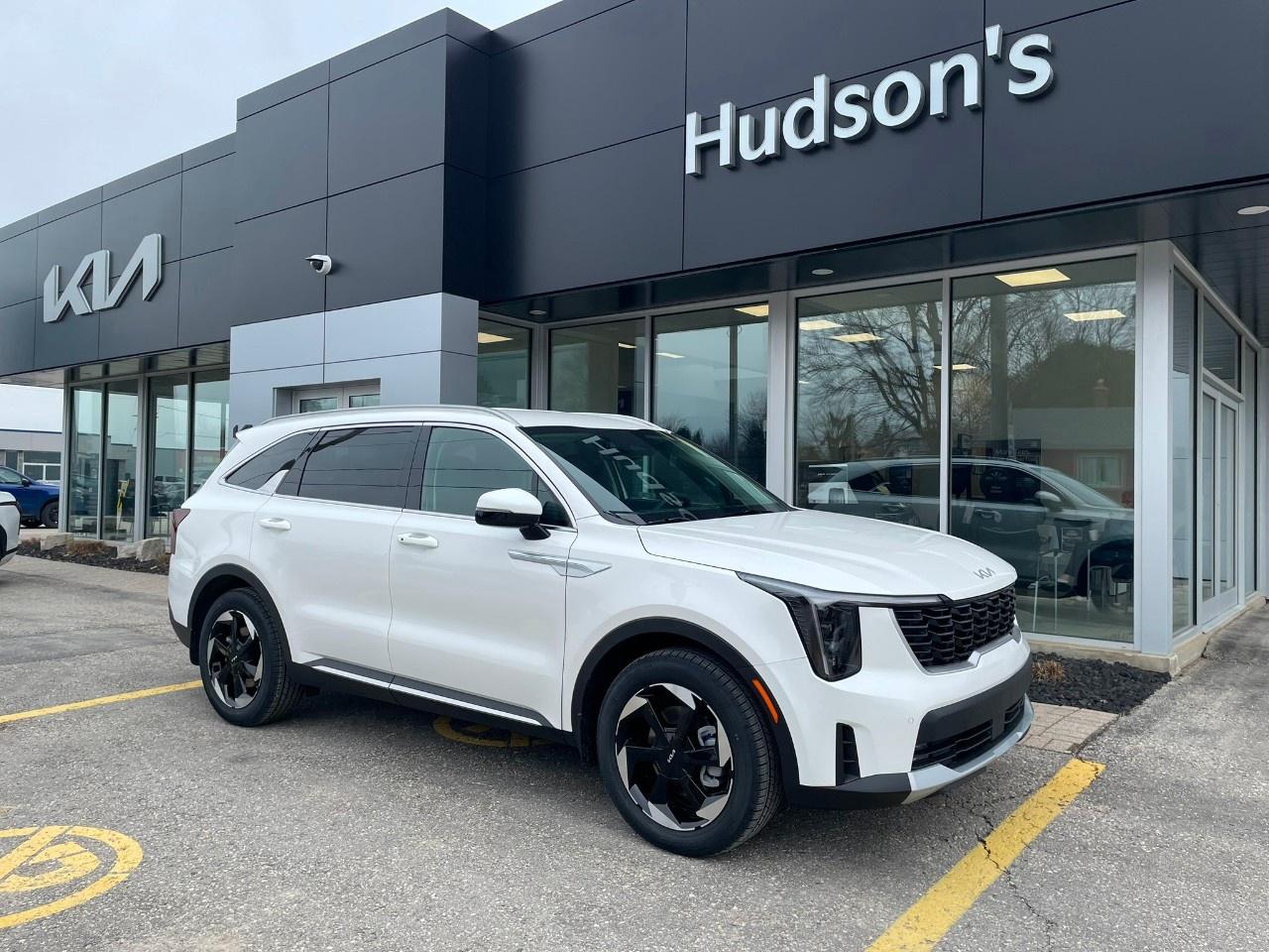 At Hudsons Listowel Kia we make car buying a breeze! New car pricing with $0 down approvals are among your options (*on approved credit). There are a variety of finance and lease options available. Also expect top dollar for your trade-in!Selling price/payment shown includes incentive(s). Does not include HST & Licensing. Bi-Weekly payments reflect current Kia Canada incentives. We have professional Product Specialist to guide you through your vehicle purchase. Contact us for more info! 1-800-403-9909
