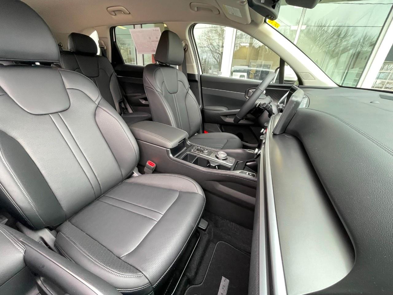 2026 Kia Sorento Hybrid EX AWD Photo
