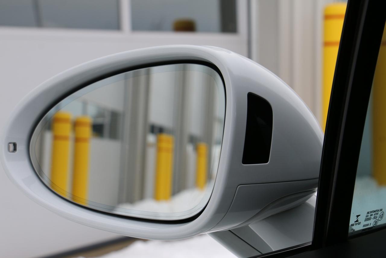 2018 Porsche Macan GTS - PANOROOF|NAVI|360CAM|BLINDSPOT Photo