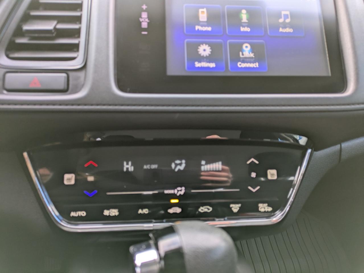 2018 Honda HR-V LX 2WD CVT Photo