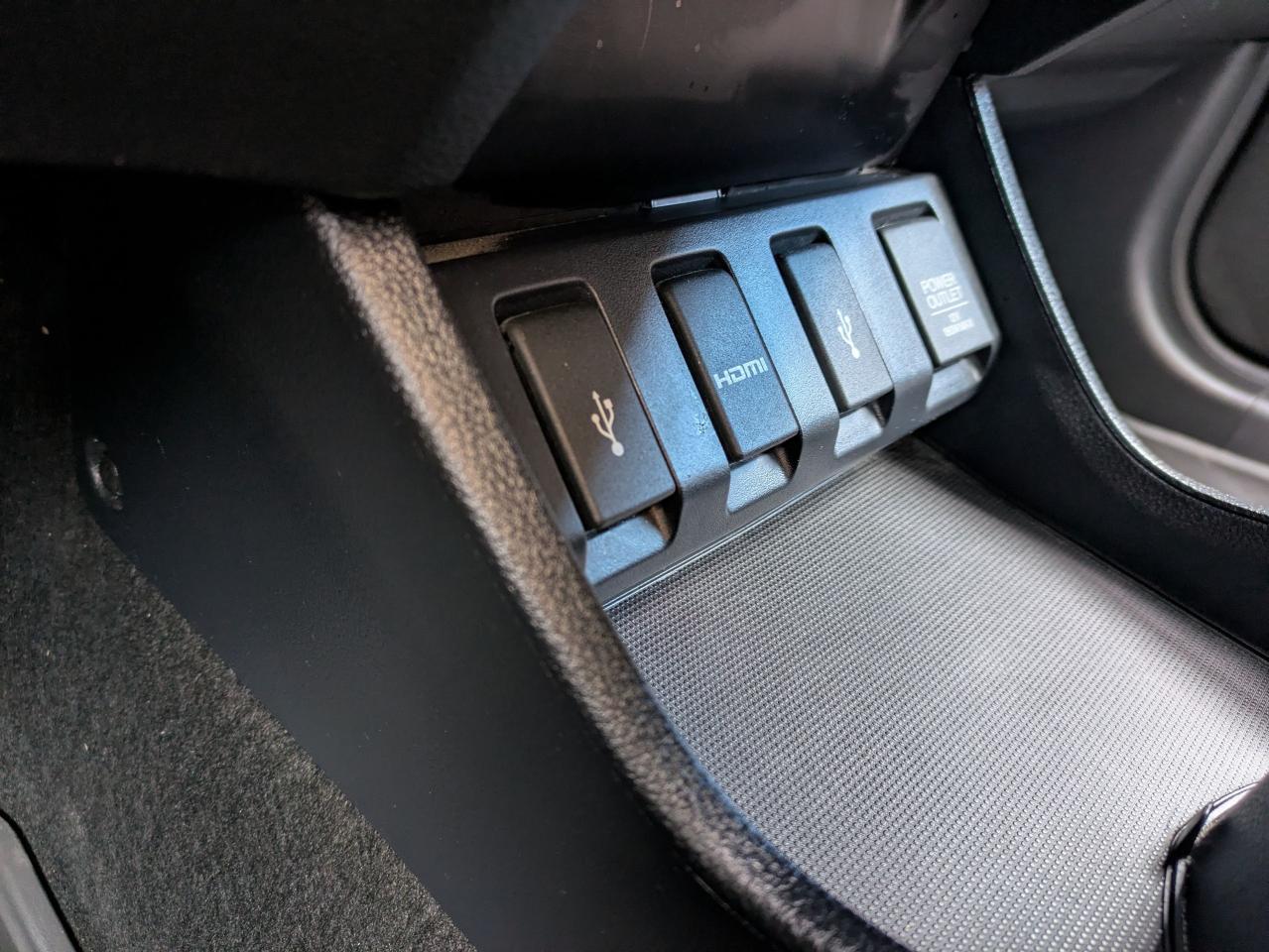 2018 Honda HR-V LX 2WD CVT Photo