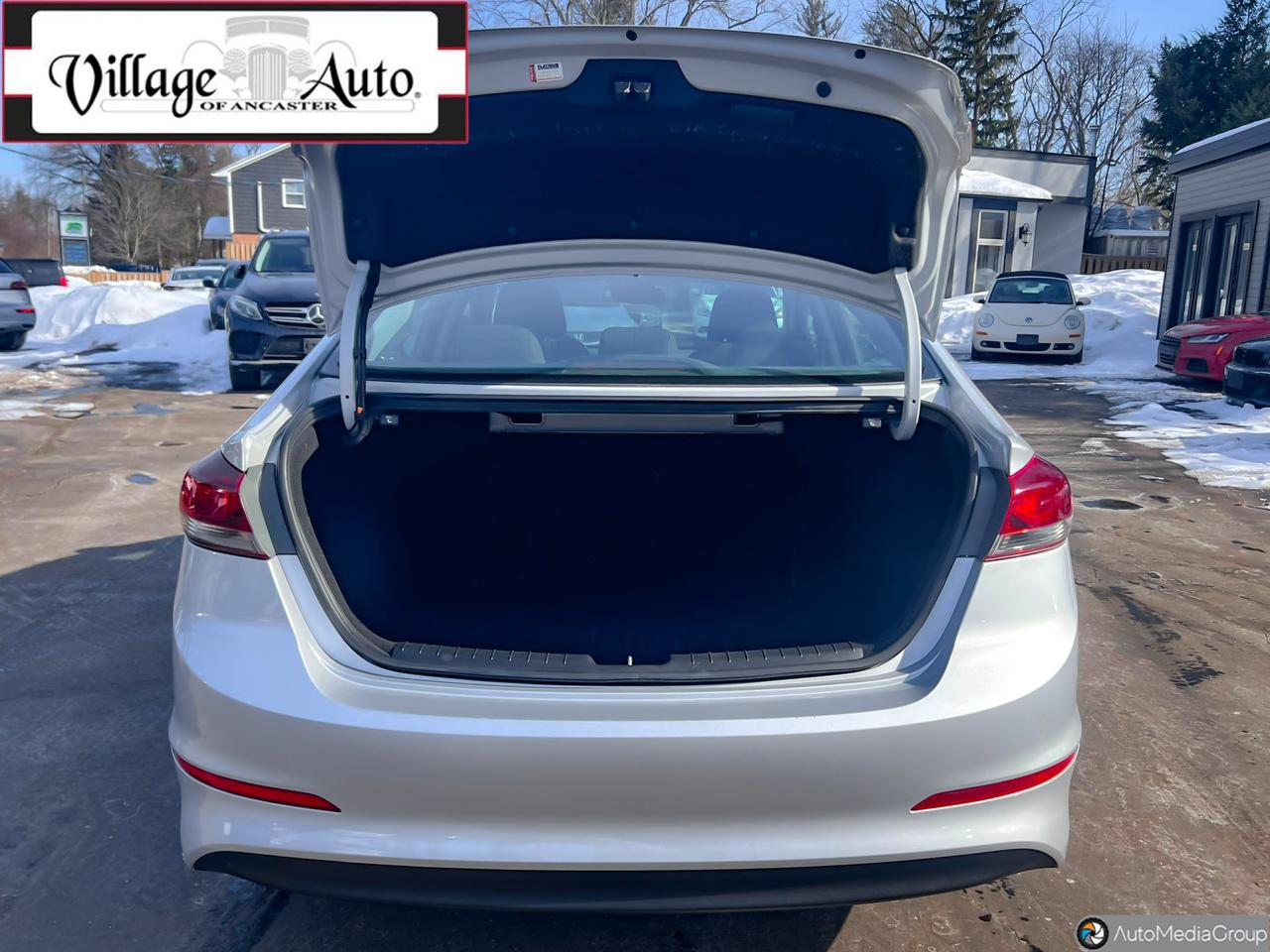 2017 Hyundai Elantra 4DR SDN AUTO GL - Photo #9