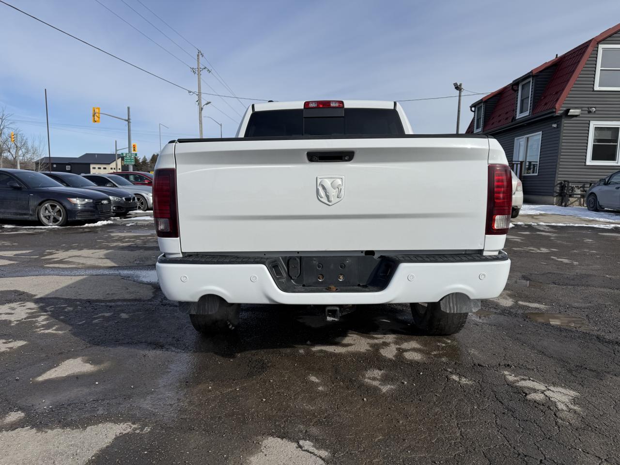 2014 RAM 1500 SPORT Photo2
