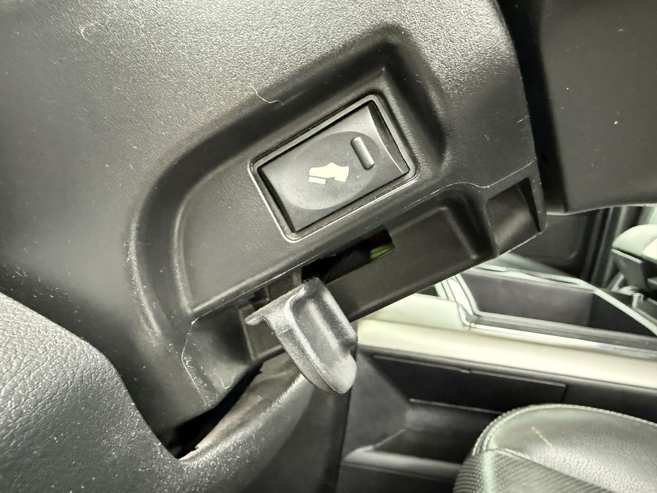 2014 RAM 1500 SPORT Photo