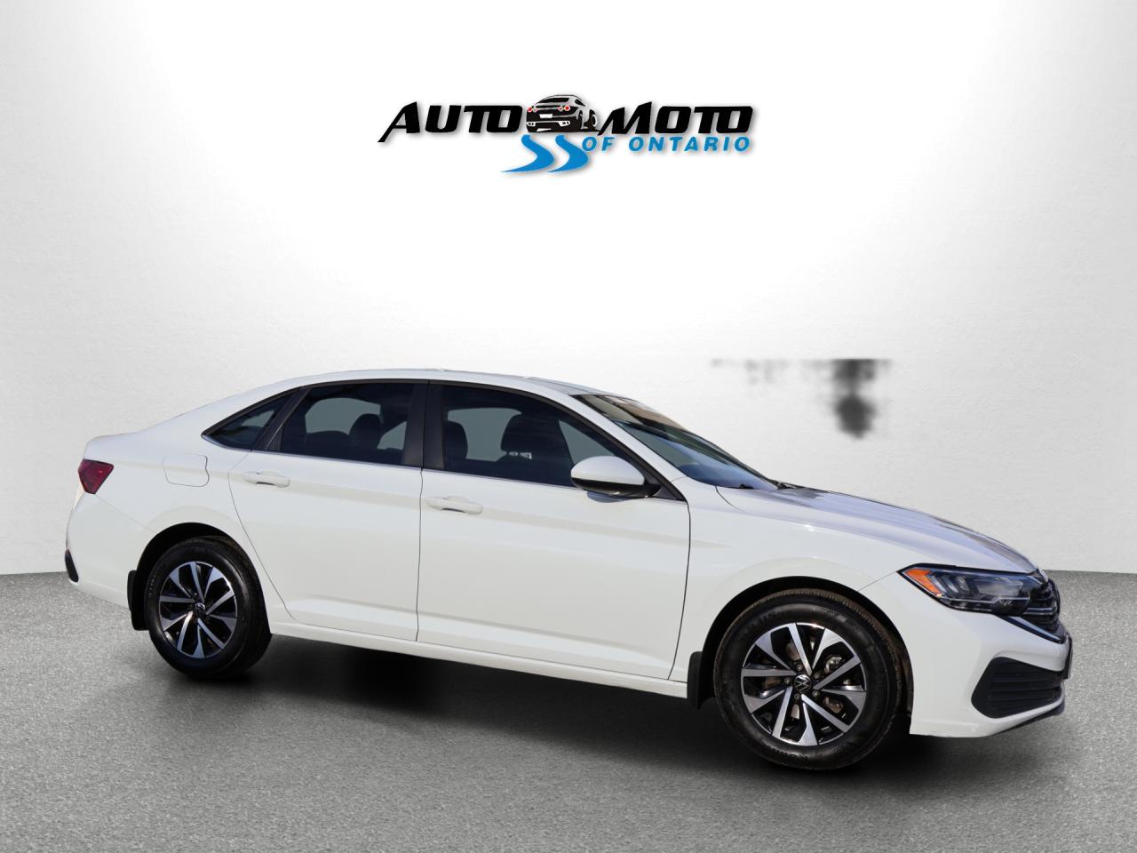 2024 Volkswagen Jetta TRENDLINE CERTIFIED *1 OWNER*ACCIDENT FREE* CAMERA BLUETOOTH HEATED SEATS CRUISE ALLOYS Photo