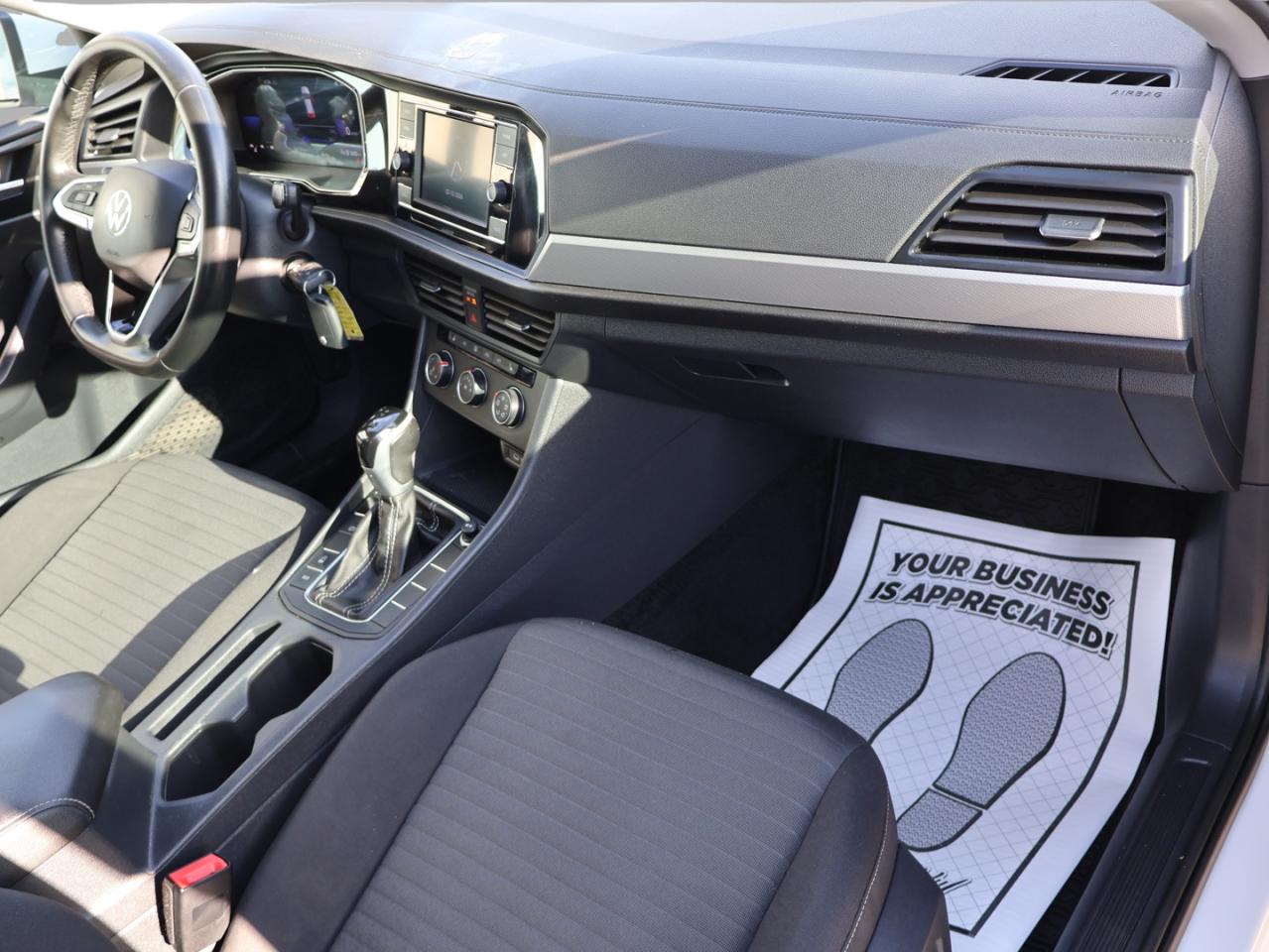 2024 Volkswagen Jetta TRENDLINE CERTIFIED *1 OWNER*ACCIDENT FREE* CAMERA BLUETOOTH HEATED SEATS CRUISE ALLOYS Photo