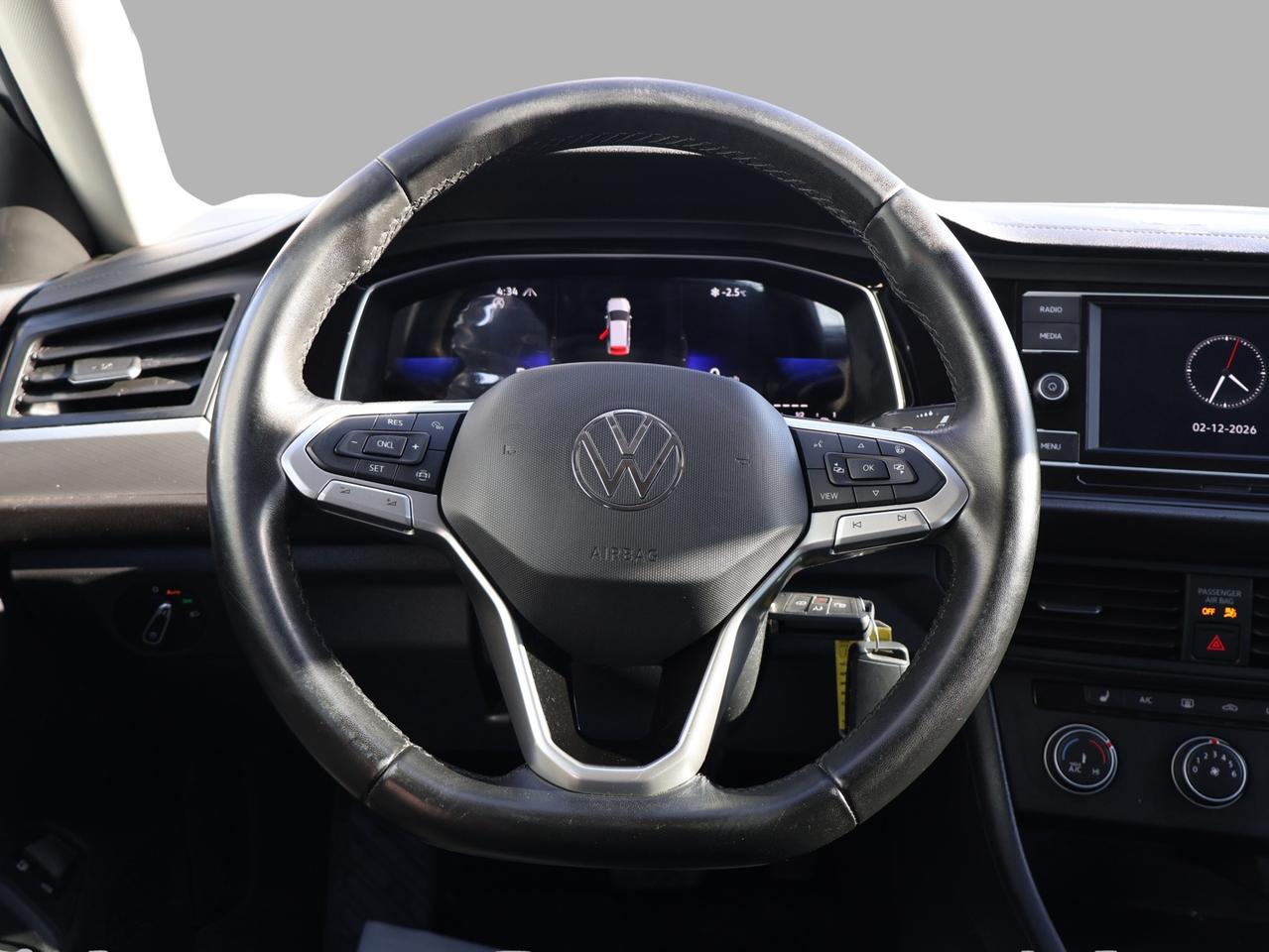 2024 Volkswagen Jetta TRENDLINE CERTIFIED *1 OWNER*ACCIDENT FREE* CAMERA BLUETOOTH HEATED SEATS CRUISE ALLOYS Photo